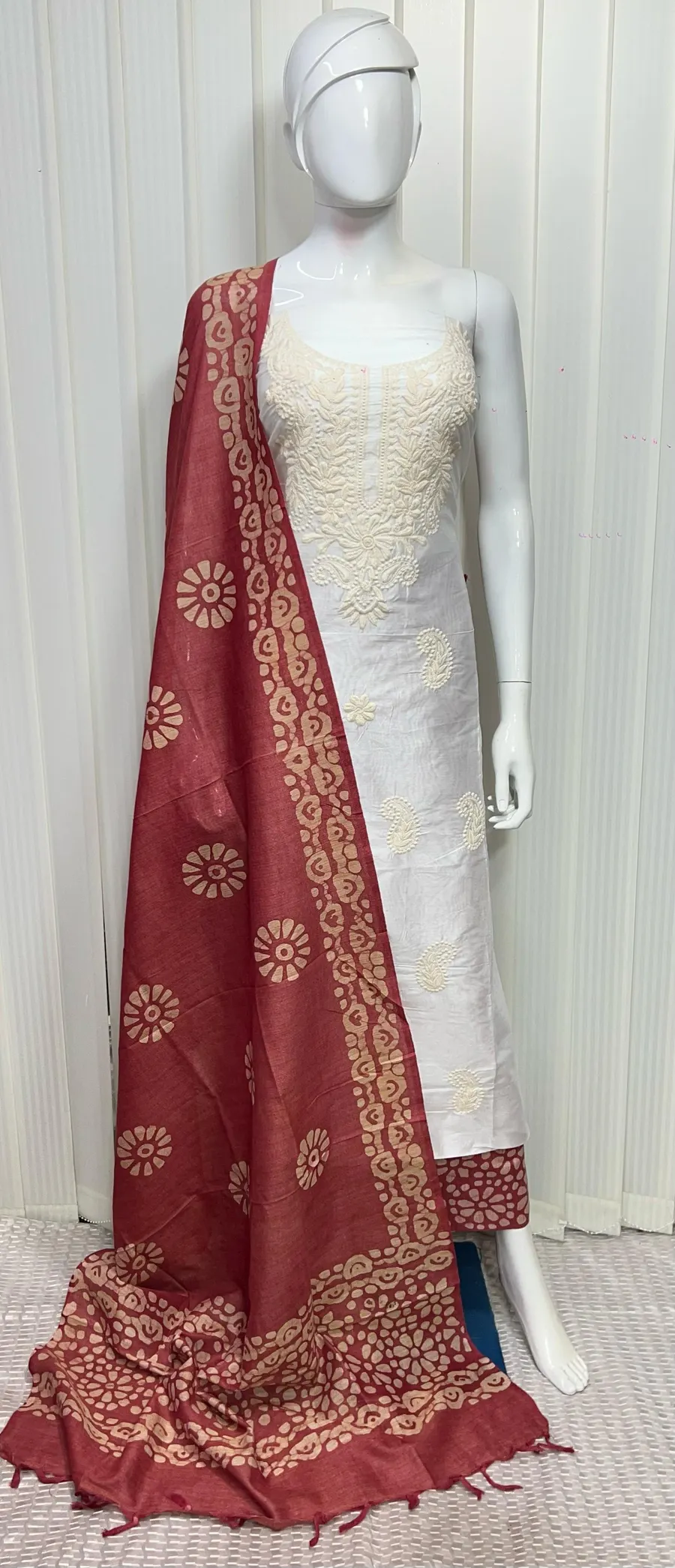 Pure Silk With Elegant Neckline Salwar Suit